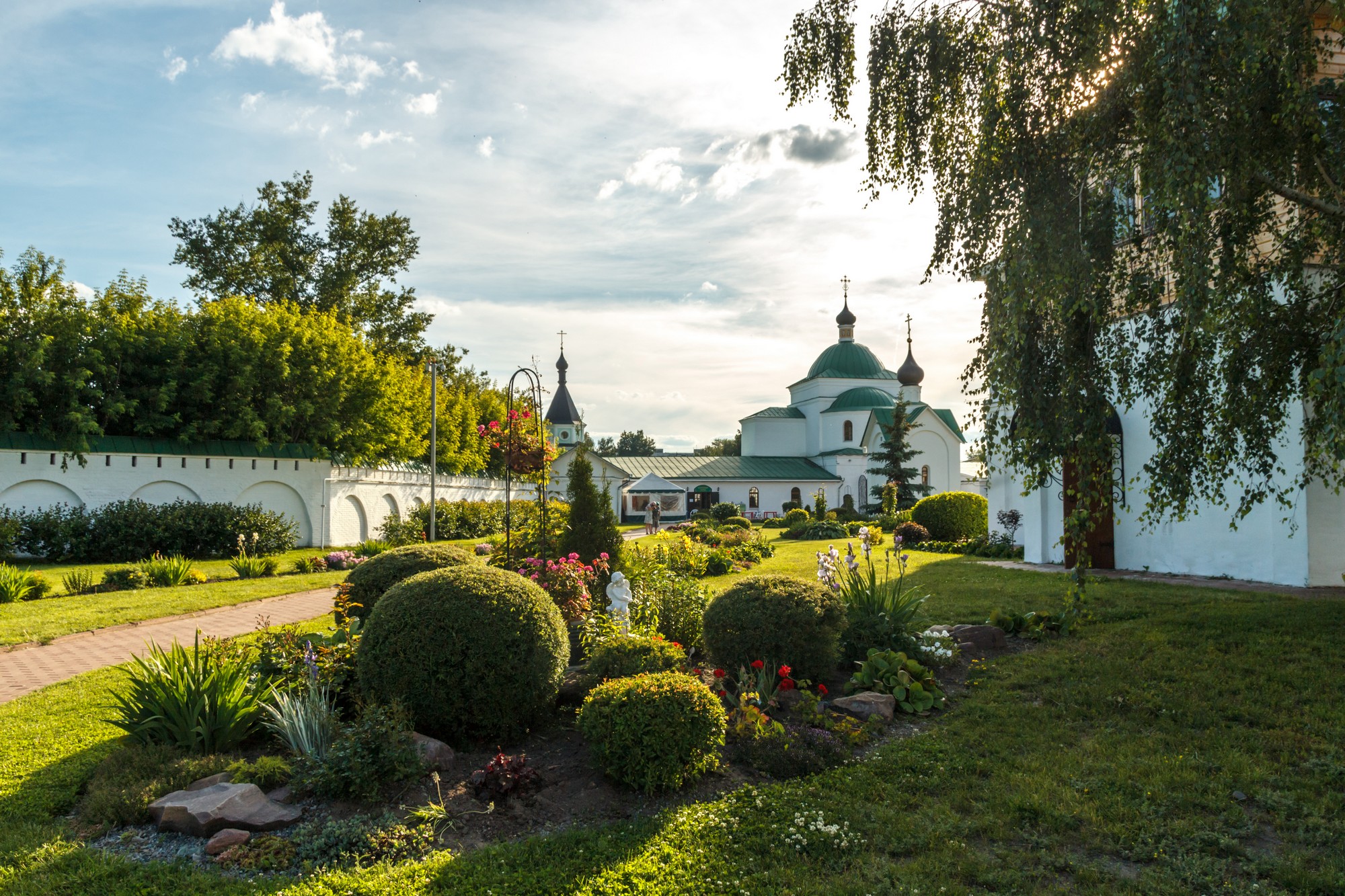 Дивеево монастырский сад